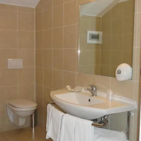 Hotel Vazzana Volpiano