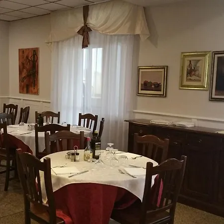 Vazzana Hotel
