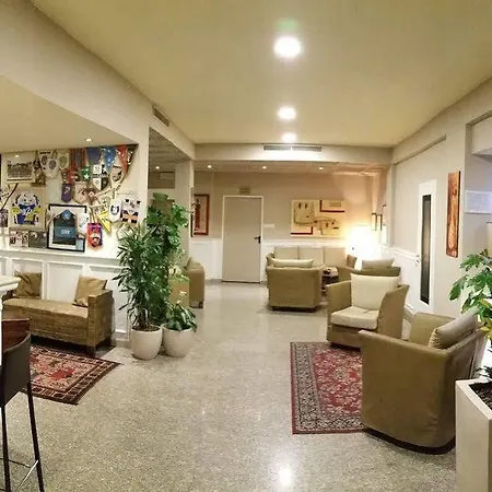 Vazzana Hotel 3*