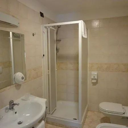 Vazzana Hotel