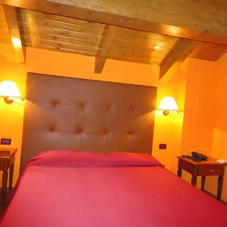Hotel Vazzana