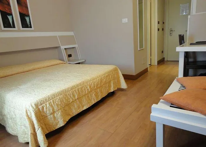 Vazzana Ξενοδοχείο Volpiano
